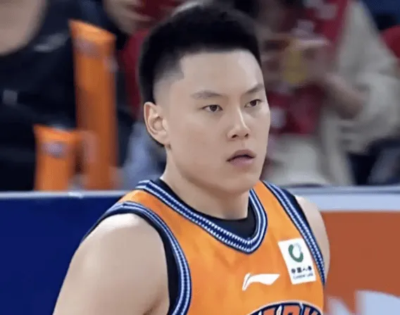 足球无插件直播-差距！上海半场三分18投12中&amp;amp;命中率66.7%，宁波仅为23.5%